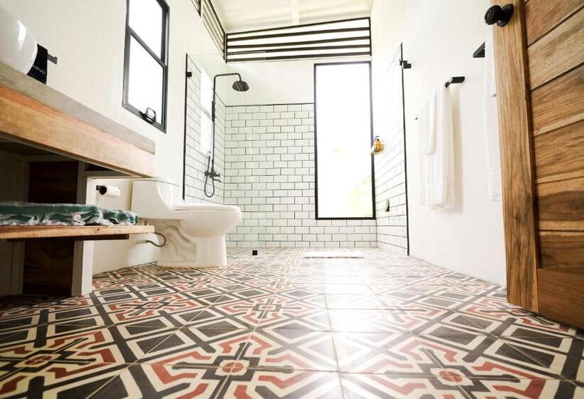 豪华房间, La Prometida