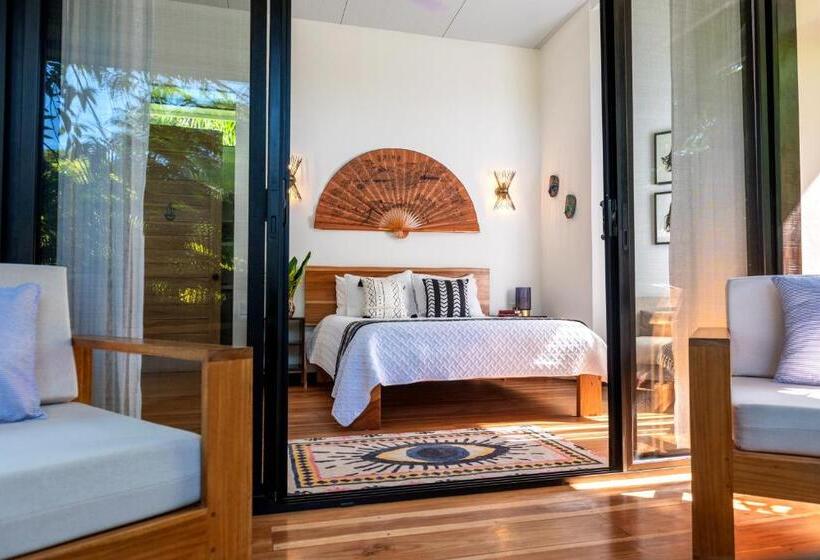 豪华房间, La Prometida