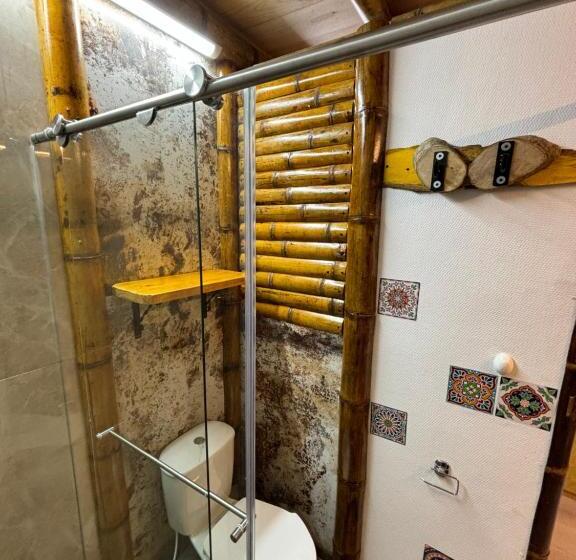 Номер Стандарт, La Puesta Del Sol