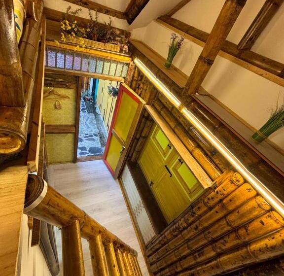 Номер Стандарт, La Puesta Del Sol