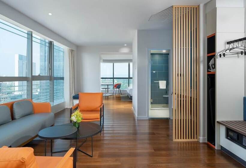 סוויטה, Holiday Inn Express Chengdu Hightech Zone