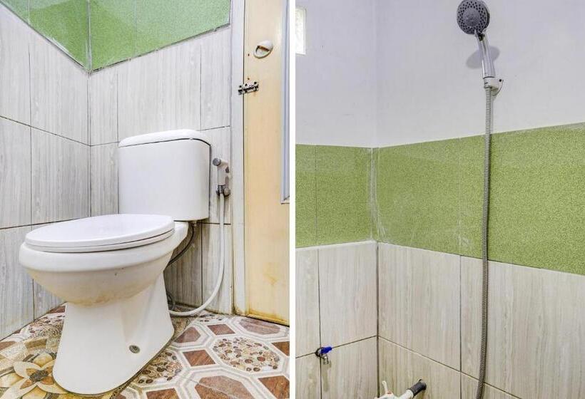 スタンダードルーム, Spot On 90701 Kost Syariah Deris