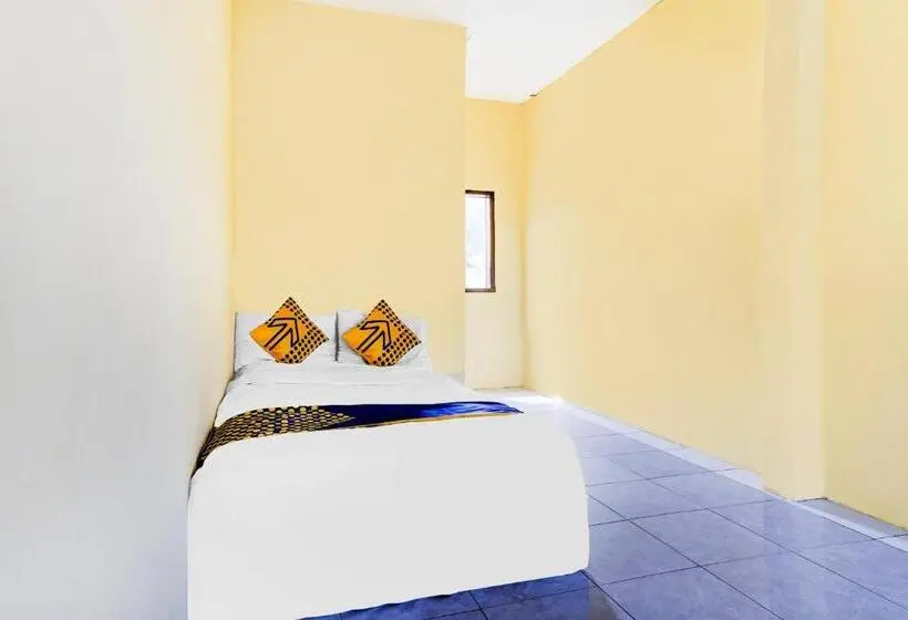 スタンダードルーム, Spot On 90701 Kost Syariah Deris