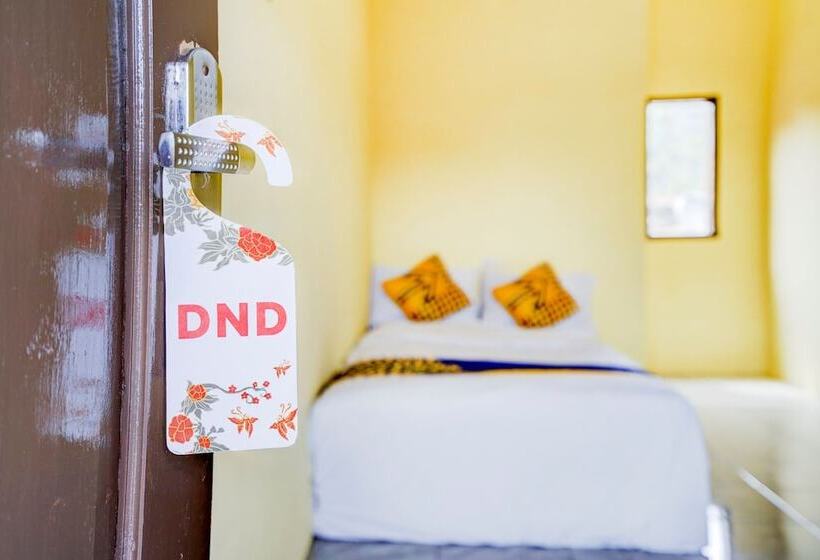 スタンダードシングルルーム, Spot On 90701 Kost Syariah Deris