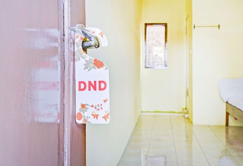 スタンダードシングルルーム, Spot On 90701 Kost Syariah Deris