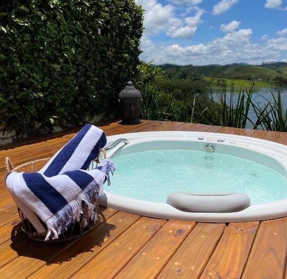 Superior Bungalow, Chalãƒæ’ã‚â© Das ãƒæ’ã‚âguas