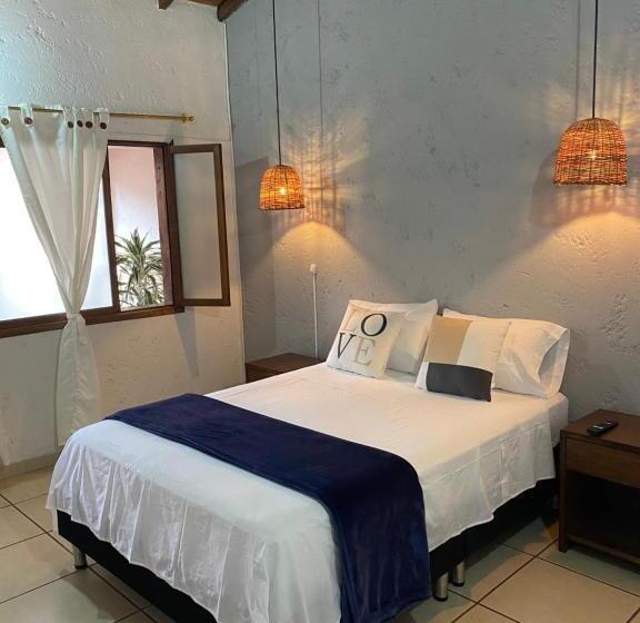 اتاق استاندارد, This Is Colombia Hostel