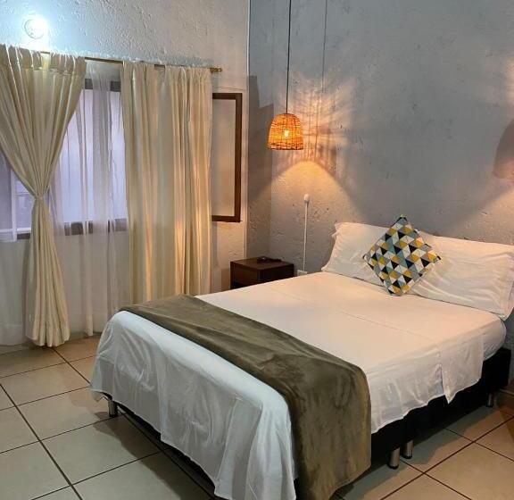 اتاق استاندارد, This Is Colombia Hostel