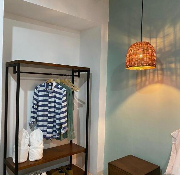 Deluxe Suite King Bed, This Is Colombia Hostel