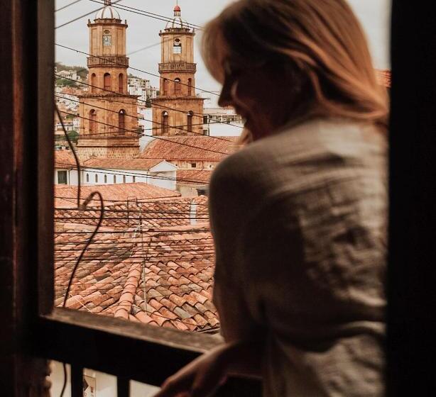 Deluxe Suite King Bed, This Is Colombia Hostel