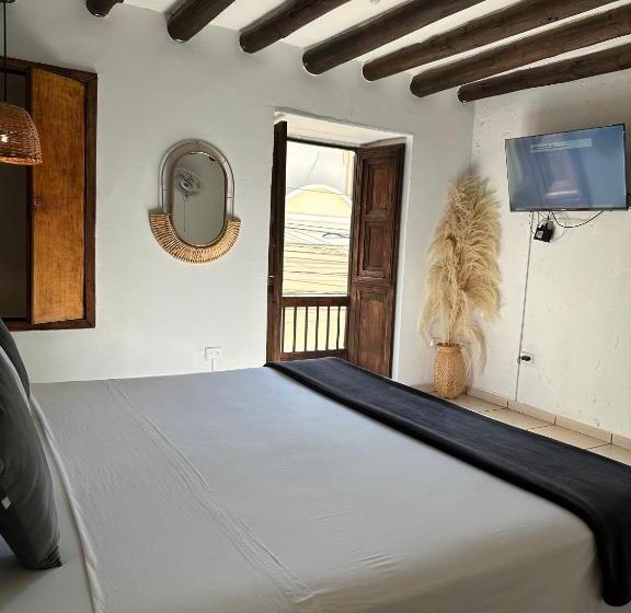 Deluxe Suite King Bed, This Is Colombia Hostel