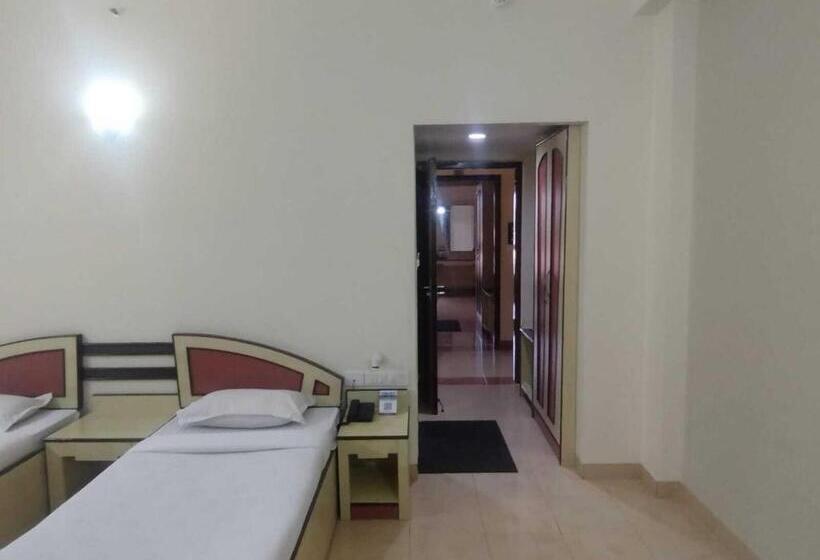 デラックスルーム, Golden Park Hotel & Resort