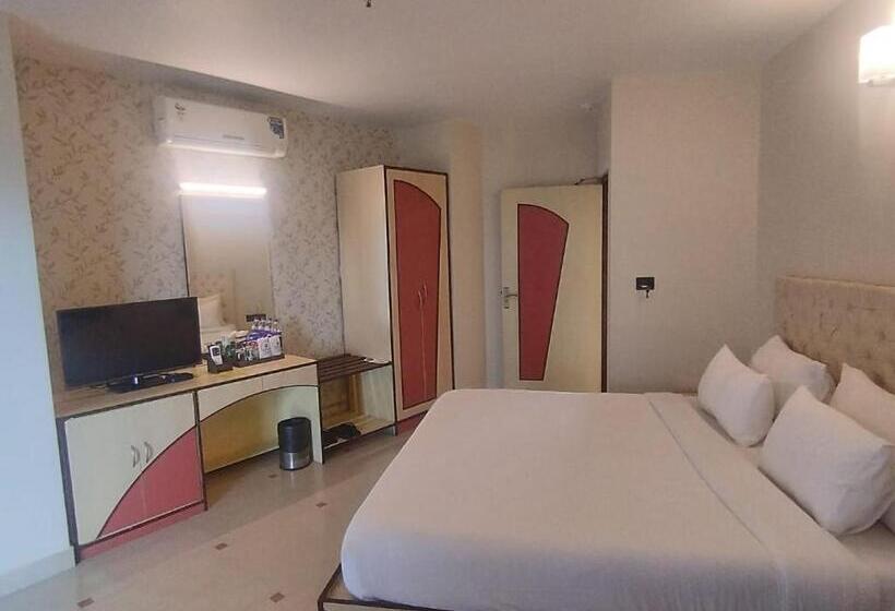 Люкс, Golden Park Hotel & Resort