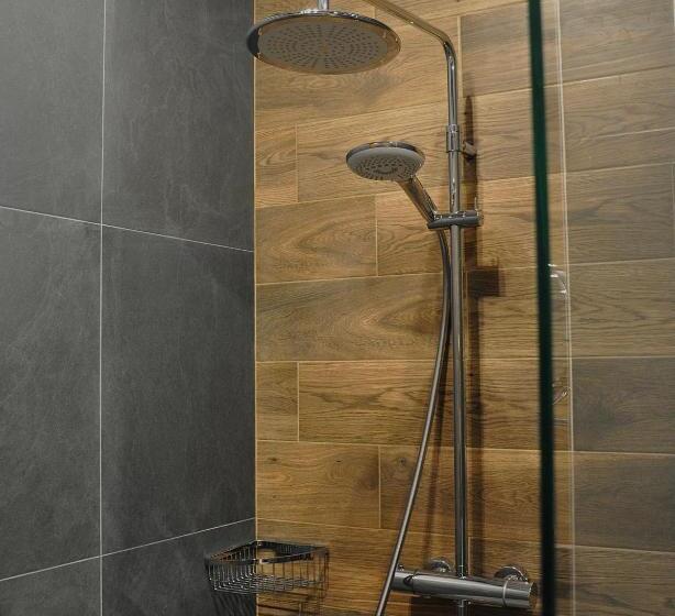 חדר סטנדרט, Tita Family House