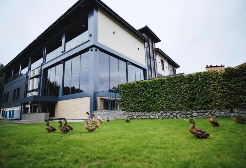 חדר סטנדרט, Tita Family House