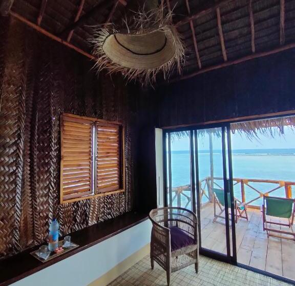 디럭스 테라스 룸 바다 전망, Mtende Beach Bungalow Océan View