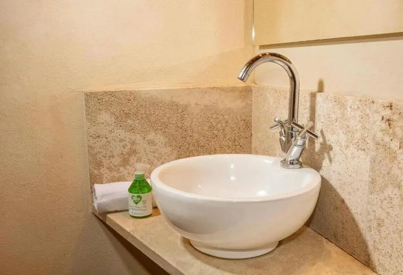 اتاق استاندارد با تخت بزرگ, Locanda Del Vino Nobile, Montepulciano Rooms Ac, Wi Fi