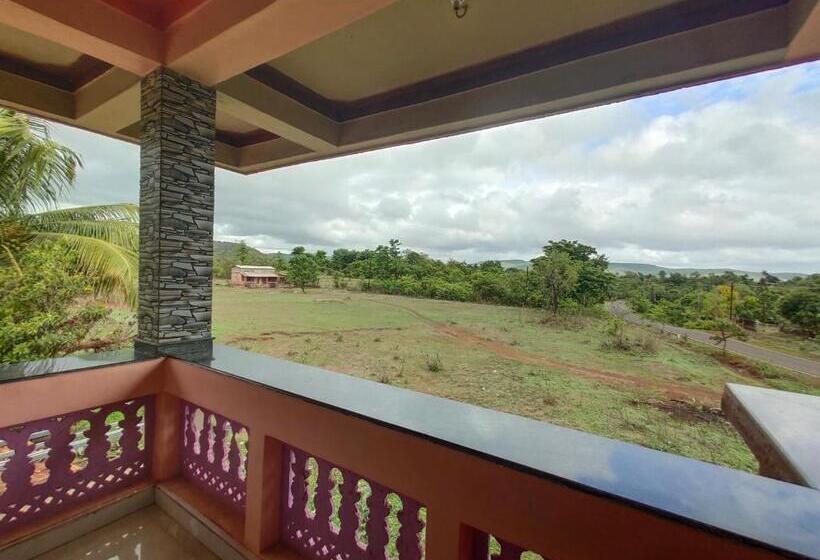 חדר סטנדרט עם מרפסת, Shanti Guest House