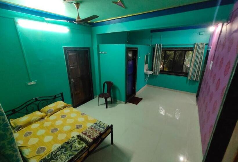 Familjerum, Shanti Guest House