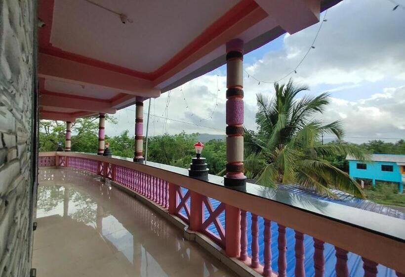 Standardrum, Shanti Guest House