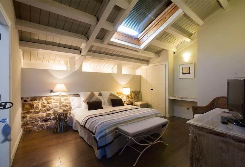 غرفة قياسية, El Morendal