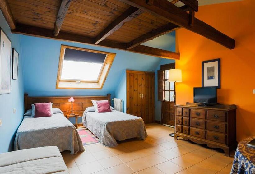 غرفة سوبيريور مطلة على الجبل, Rectoral De Fofe