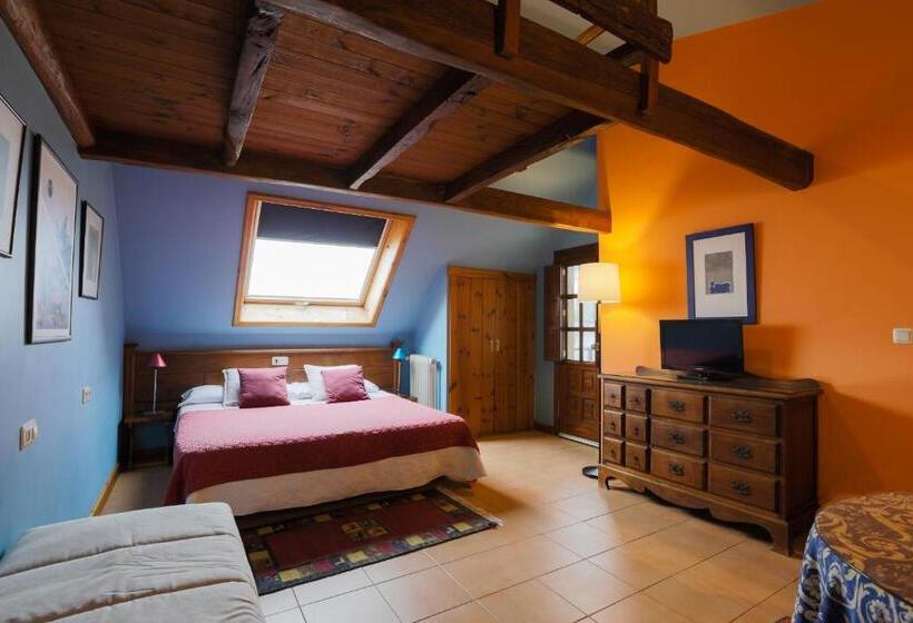 غرفة سوبيريور مطلة على الجبل, Rectoral De Fofe