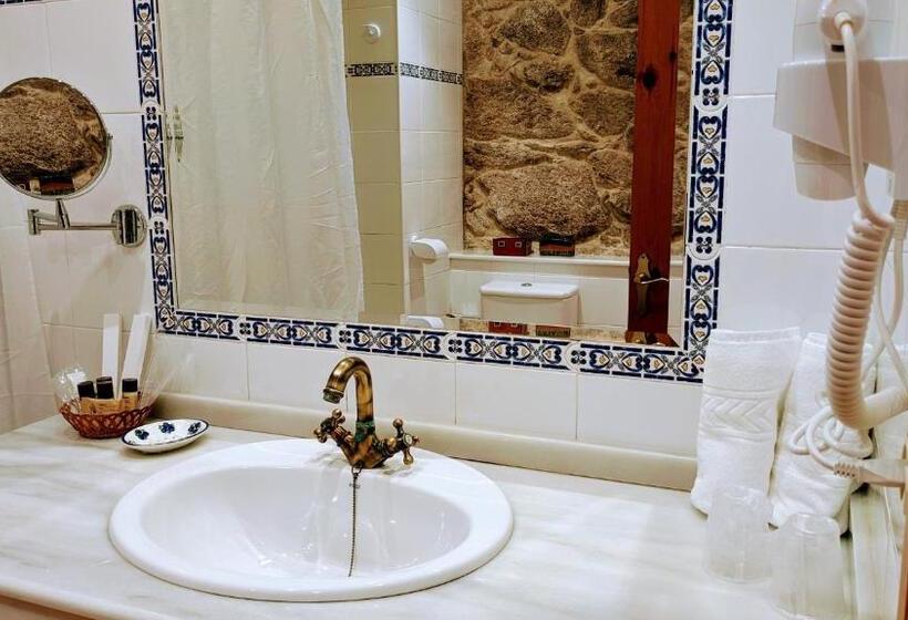 غرفة ديلوكس, Rectoral De Fofe