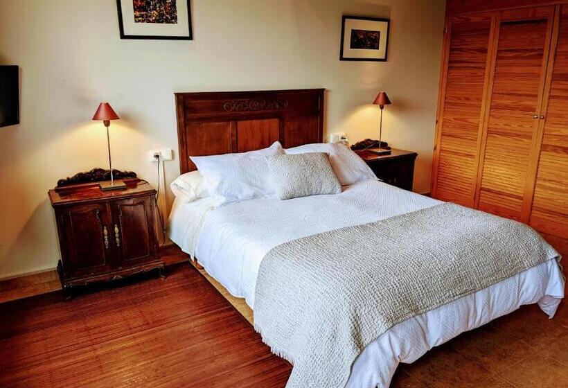 غرفة قياسية مطلّة علي حمام السباحة, Rectoral De Fofe