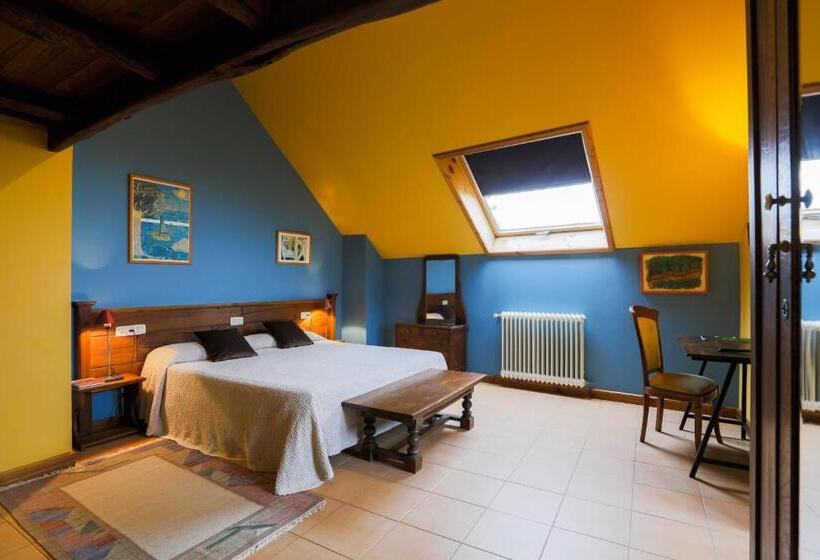 غرفة سوبيريور مطلة على الجبل, Rectoral De Fofe