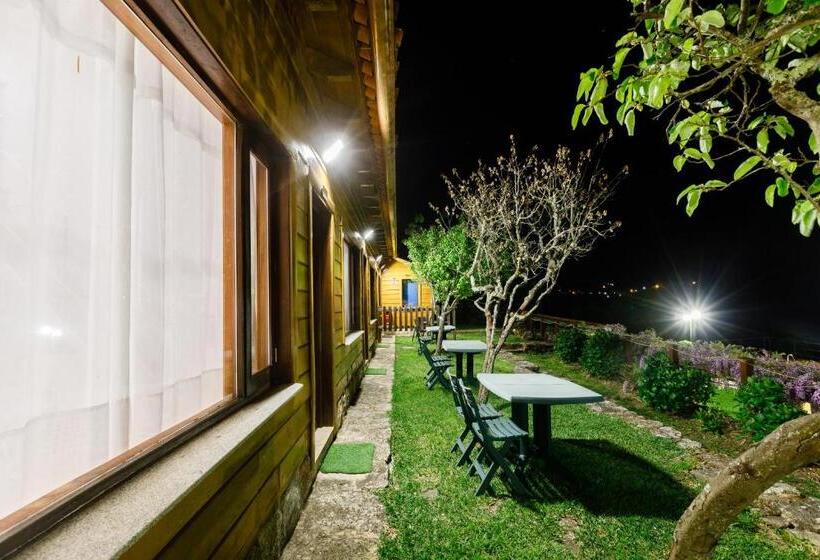 غرفة قياسية مطلّة علي حمام السباحة, Rectoral De Fofe