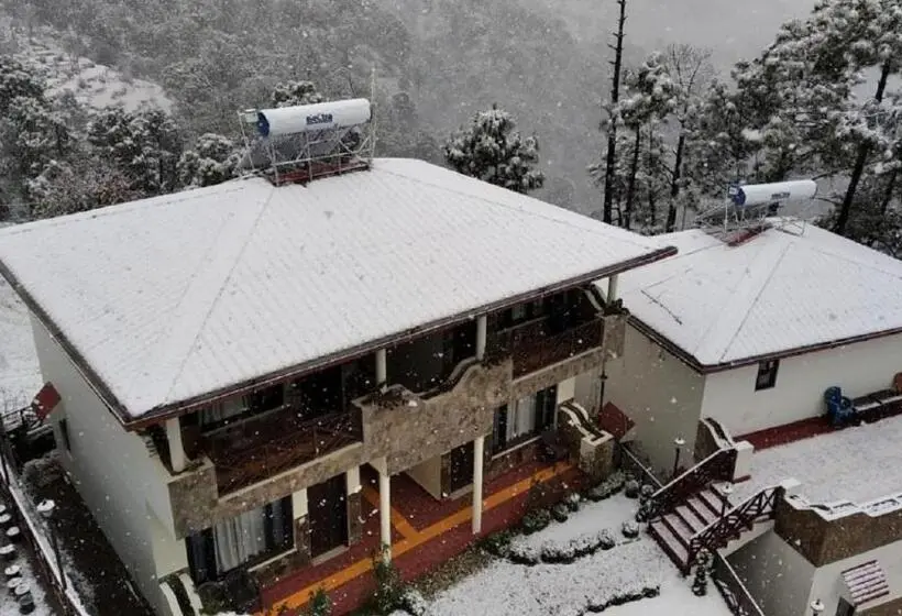 Chambre Deluxe, Boros Resorts Binsar