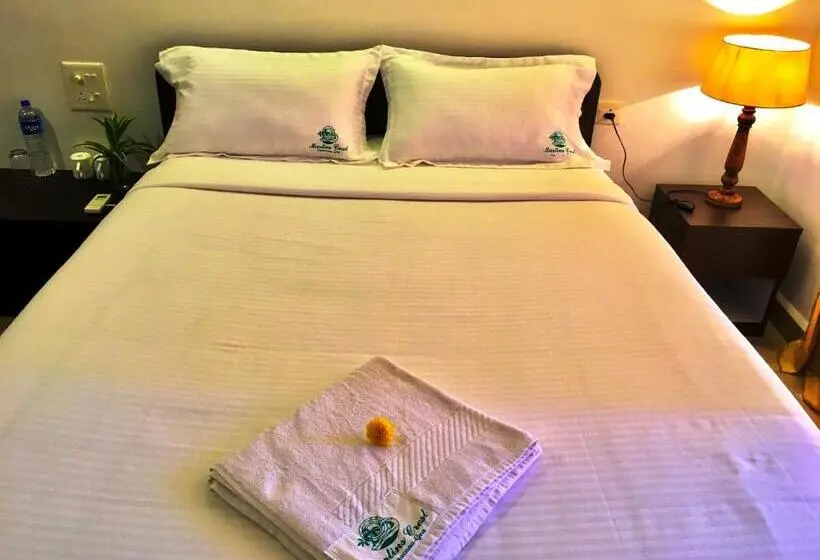 Quarto superior, Martins Crest