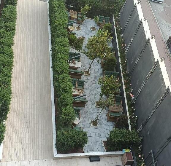 سوییت, Porta Romanos