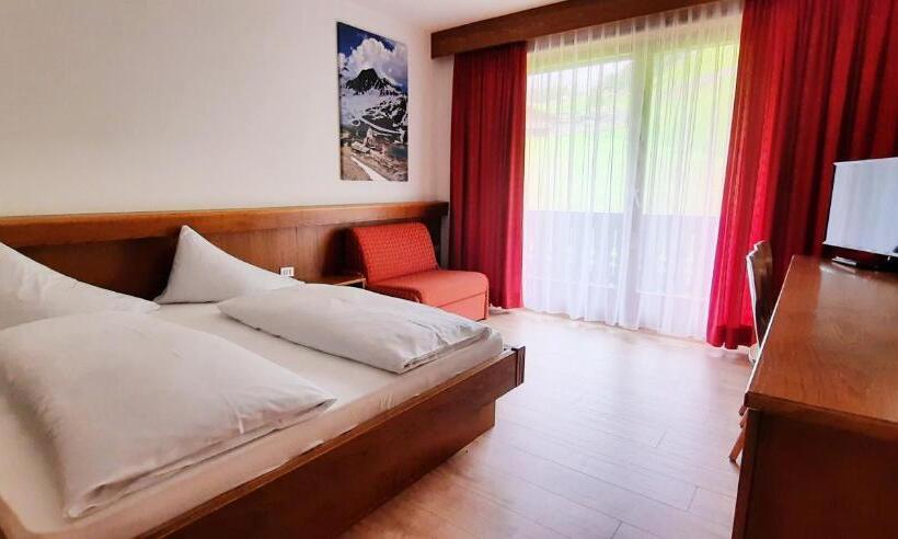 חדר סטנדרט נוף להרים, Smart Hotel Firn