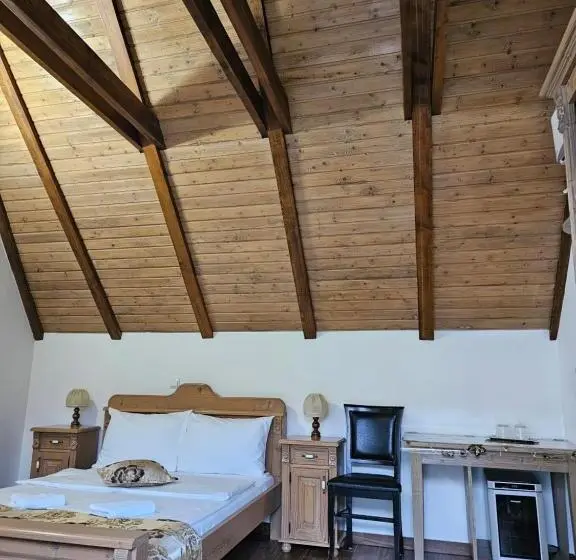 Deluxe-huone, Pensiunea Nobil Medieval