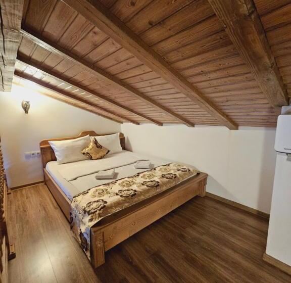 דירת חדר, Pensiunea Nobil Medieval