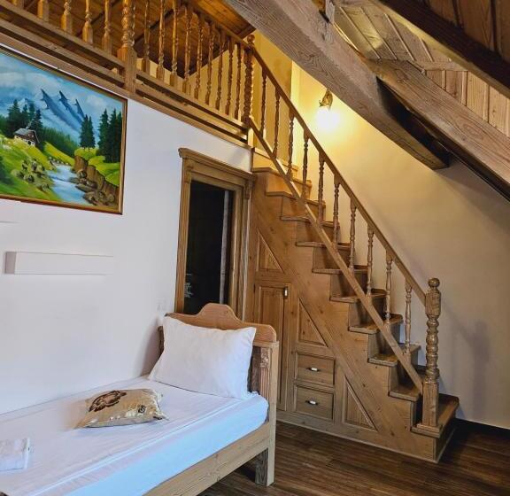 דירת חדר, Pensiunea Nobil Medieval