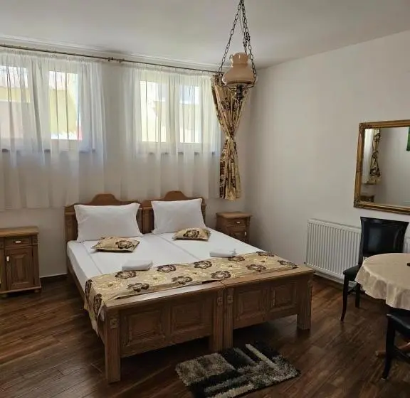 Deluxe-huone, Pensiunea Nobil Medieval