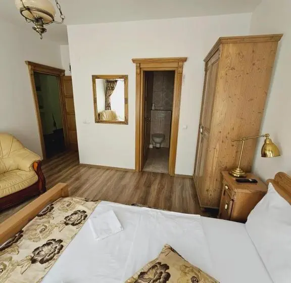 Deluxe-huone, Pensiunea Nobil Medieval