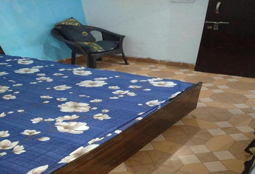 חדר דלוקס לשלושה, Pop 83111 Unique Gaust House