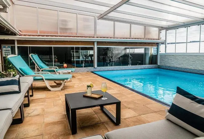 １ベッドルームアパートメント, Fika Residence