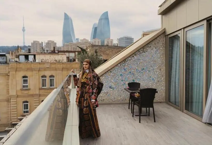 Suite with Terrace, Art Club