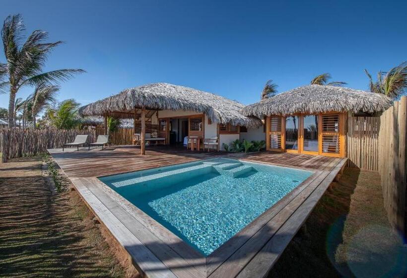 Семейное Бунгало, Jaguaríndia Village
