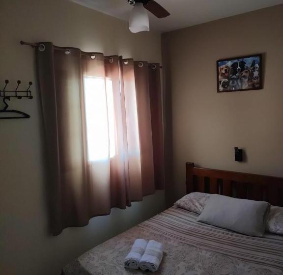 חדר סטנדרט, Layane Vitoria