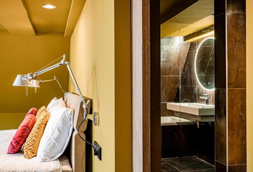 اتاق استاندارد چهار تخته, Maf Haarlem Boutique