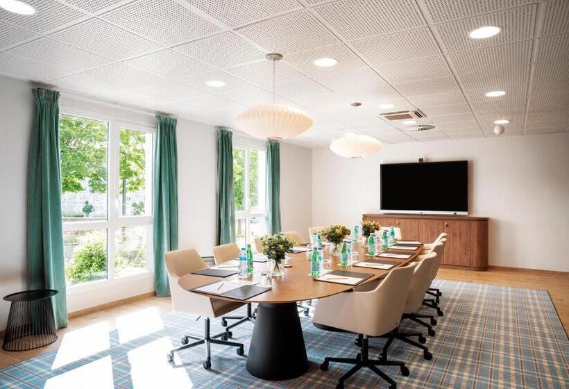 带露台的标准工作室, Residhome Chartres