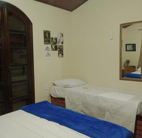 标准三人间共用浴室, Resonamuh Hostel