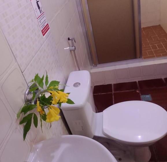 家庭间, Resonamuh Hostel