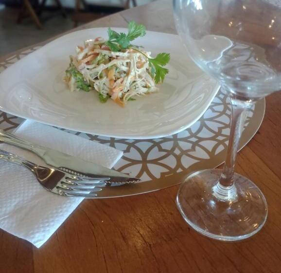 家庭间, Resonamuh Hostel